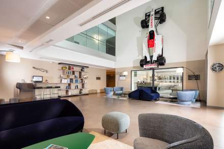 Grand Prix Hôtel &amp; Restaurant Castellet · Hôtel 3 étoiles dans le Var