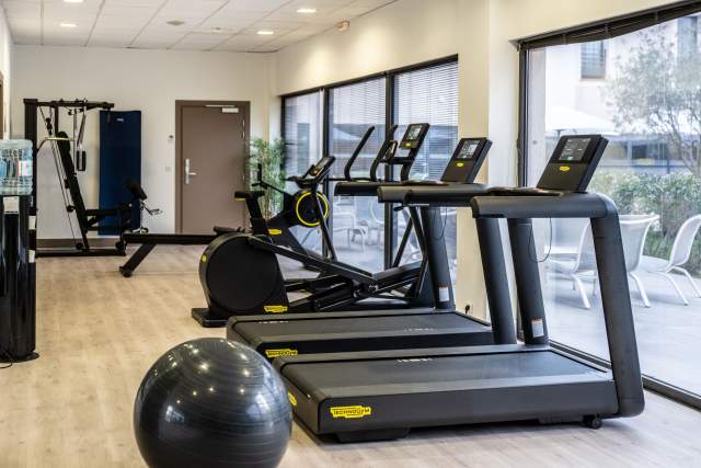 Salle Fitness Sport Grand Prix Hôtel &amp; Restaurant Castellet · Hôtel 3 étoiles dans le Var